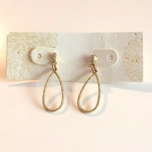Small drop earrings